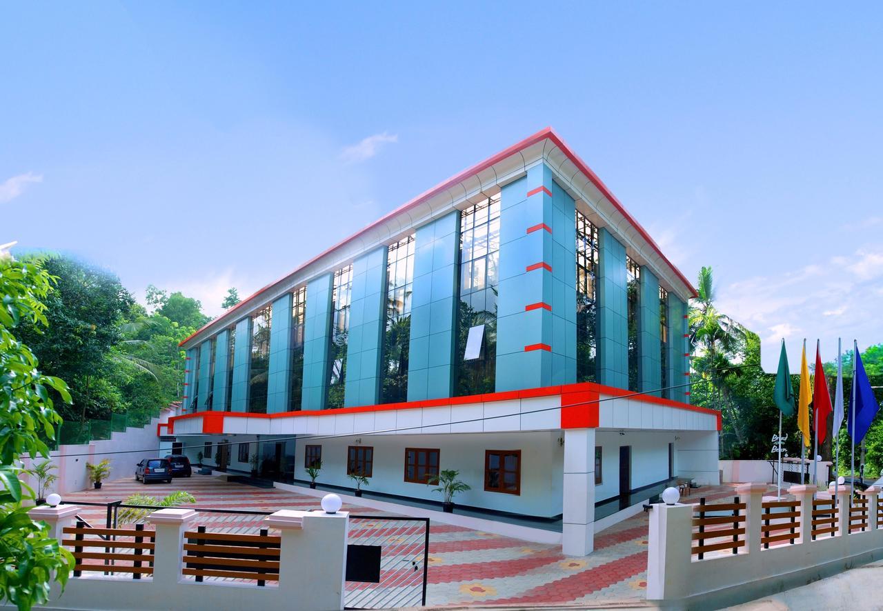 Broad Bean Hotel Tellicherry Exterior photo